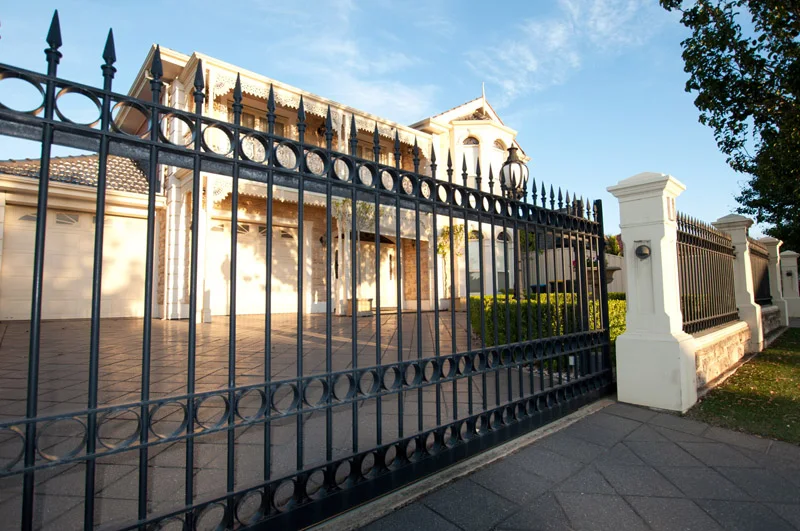 Completed Urban Earthworks fencing project 1