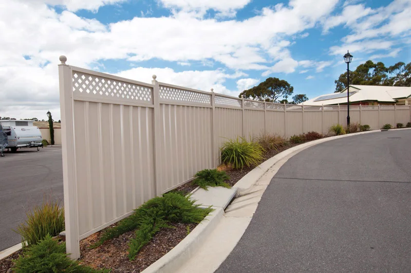 Completed Urban Earthworks fencing project 10