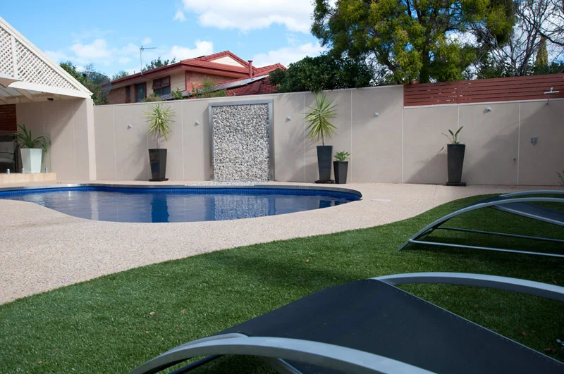 Completed Urban Earthworks fencing project 14
