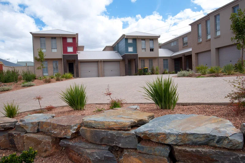Completed Urban Earthworks retaining wall project 16